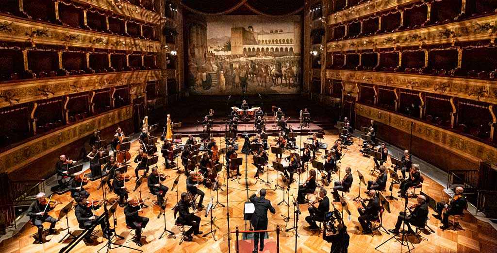 Visite Guidate Sospese Teatro Massimo Fondazione Teatro Massimo