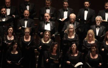 L’inconsueta versione dei “Carmina Burana” di Orff per due pianoforti e percussioni e un nuovo “Immersive Concert” nel week end del Teatro Massimo